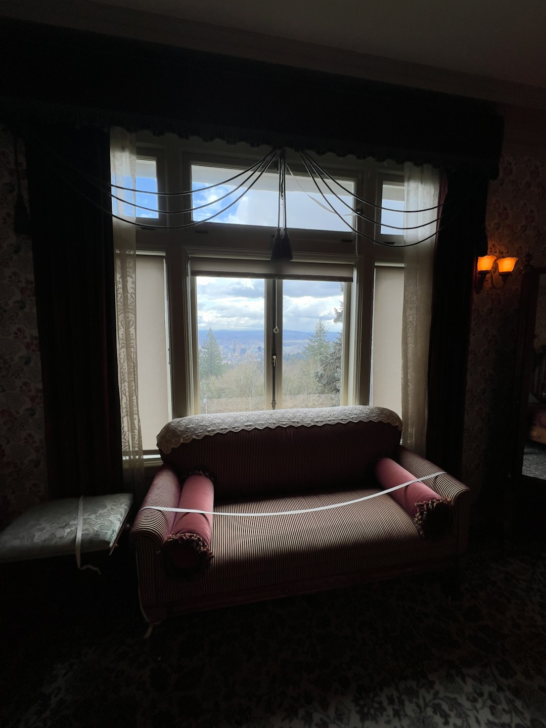 Deluxe Castle View